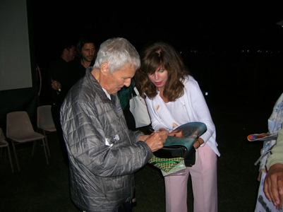 Burt-Signs-Jeanne's-Pocketbook-Aug-7-2011_400.jpg